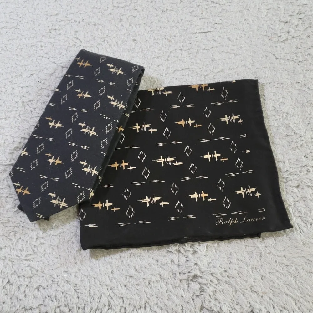 Ralph Lauren‎ Purple Label Tie and Pocket Square Set Geometric Aztec Shantung
